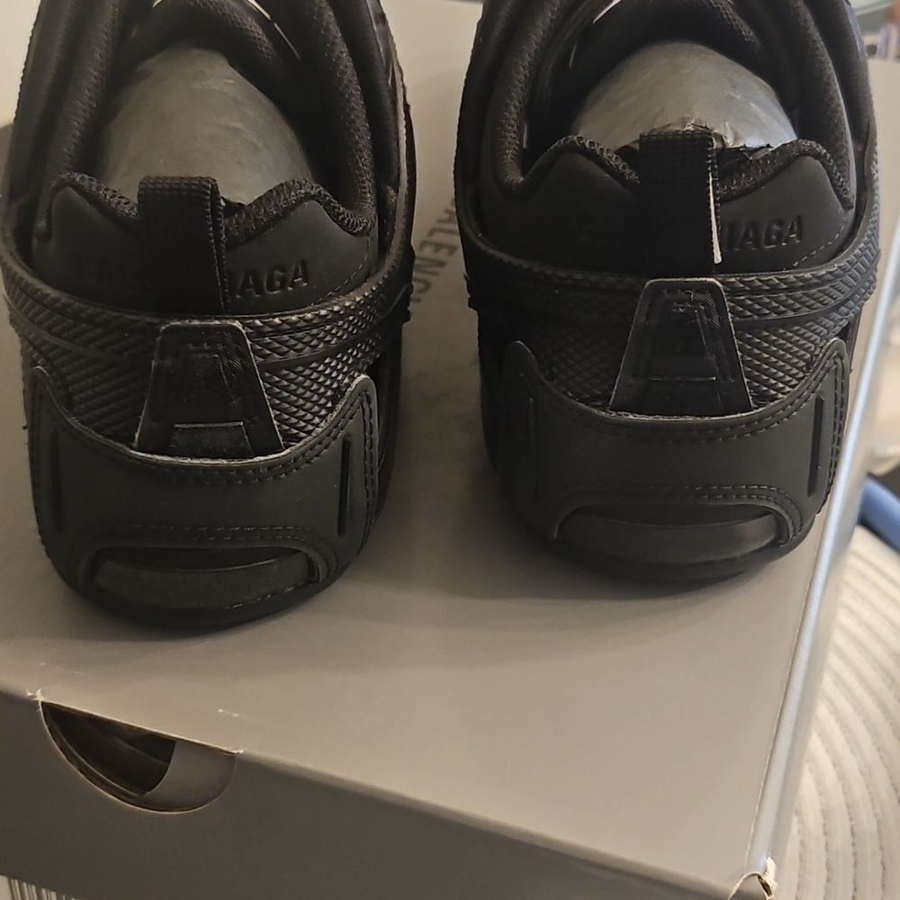 SOLD - Balenciaga Black Athletic Shoes - Picture 4 of 7
